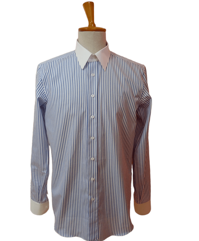Camicia linea Deluxe con collo e polsi bianchi